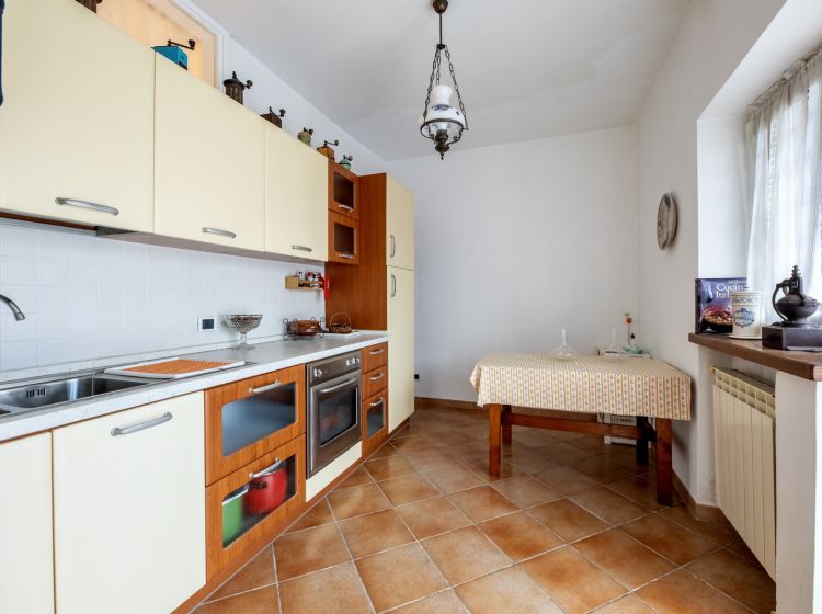 Villa in vendita, via Canale, Manziana