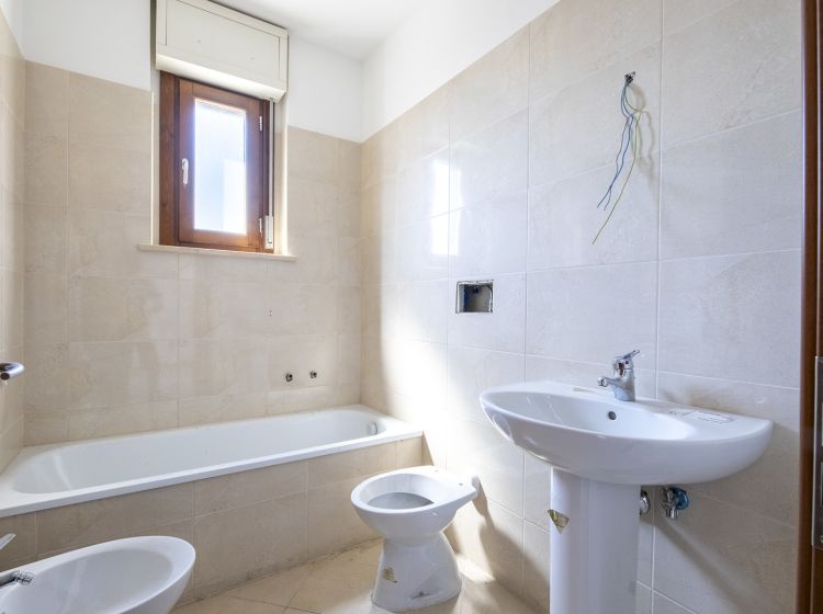 Trilocale in affitto, via Fratel Mario Adani, Ponte di Nona, Roma