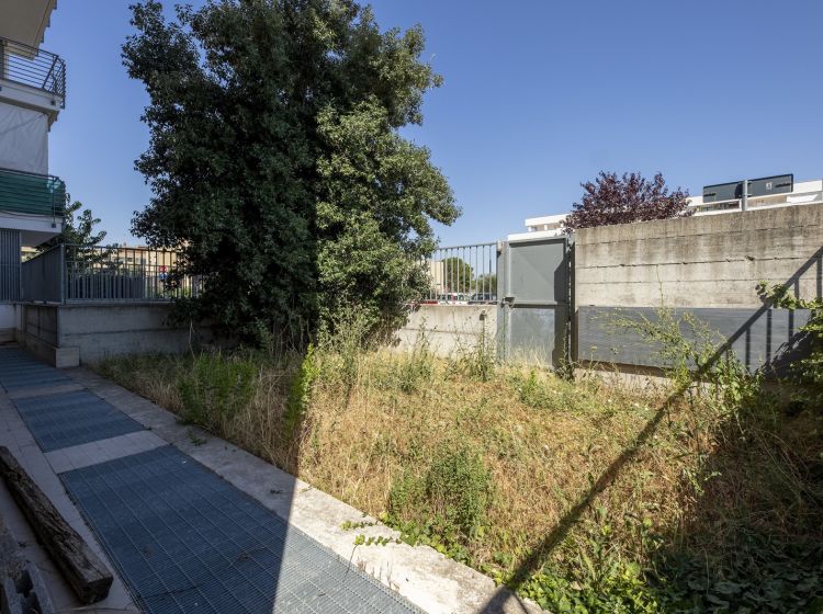 Trilocale in affitto, via Fratel Mario Adani, Ponte di Nona, Roma