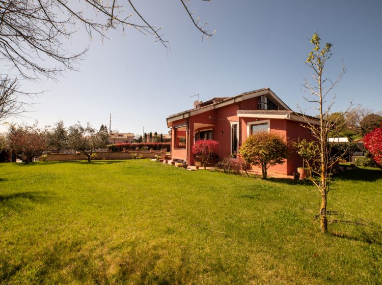 Villa in vendita, via Maurizio Formisano  40, Monte Franco, Bracciano