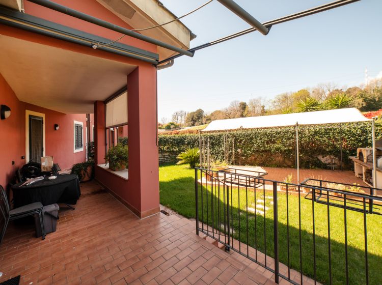 Villa in vendita, via Maurizio Formisano  40, Monte Franco, Bracciano