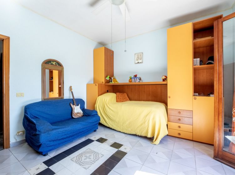 Trilocale in vendita, via Bulzi  39, Borghesiana, Roma
