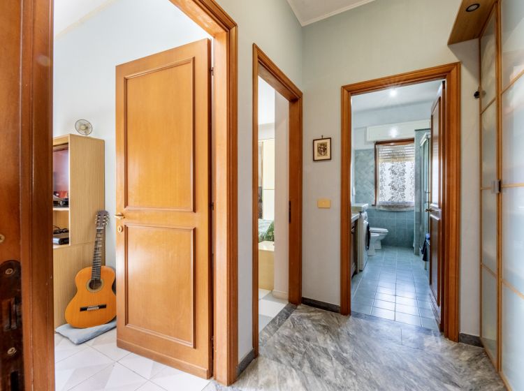 Trilocale in vendita, via Bulzi  39, Borghesiana, Roma