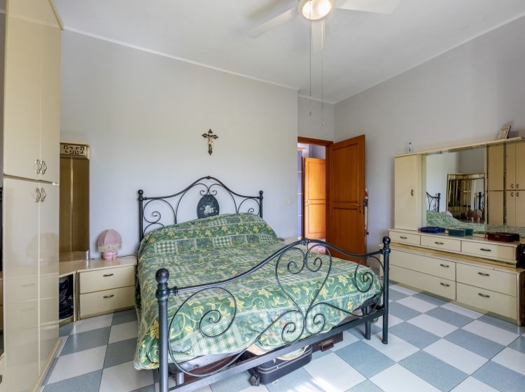 Trilocale in vendita, via Bulzi  39, Borghesiana, Roma