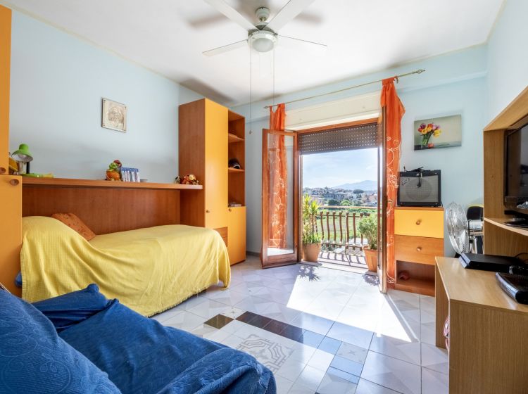Trilocale in vendita, via Bulzi  39, Borghesiana, Roma