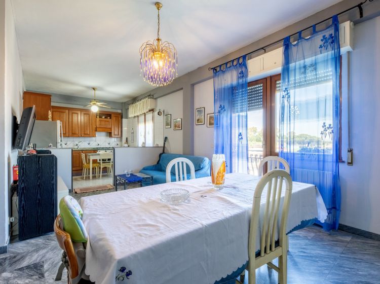 Trilocale in vendita, via Bulzi  39, Borghesiana, Roma