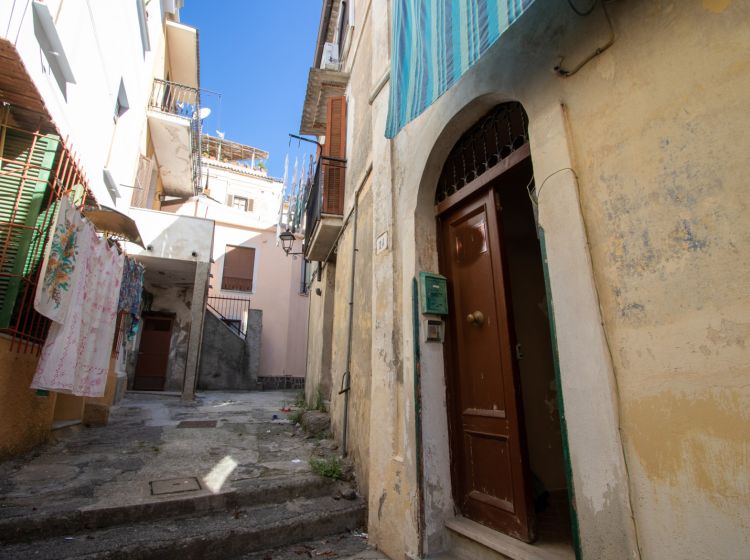 Trilocale in vendita, Vico III Gradoni Porta Marina 14, Centro Storico, Catanzaro