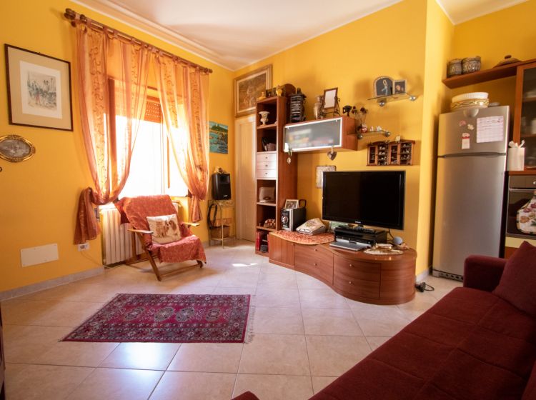 Trilocale in vendita, Vico III Gradoni Porta Marina 14, Centro Storico, Catanzaro