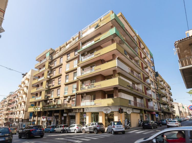 Quadrilocale in vendita, via Passo Gravina  83, Borgo, Catania