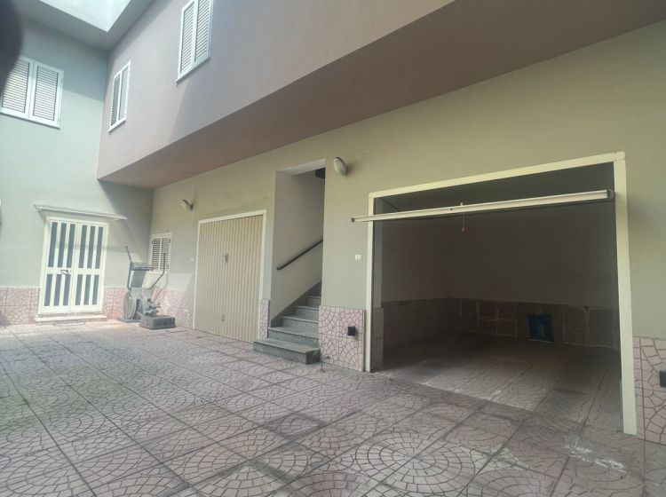 Stabile o palazzo in vendita, via Giuseppe Garibaldi, Macerata Campania