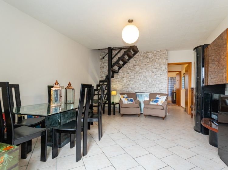 Villa in vendita, Vicolo rosa 1, Tremestieri Etneo