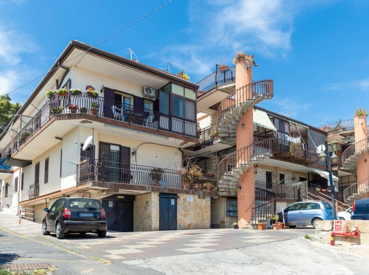 Attico in vendita, via Vincenzo Ricca  1b, Aci Catena