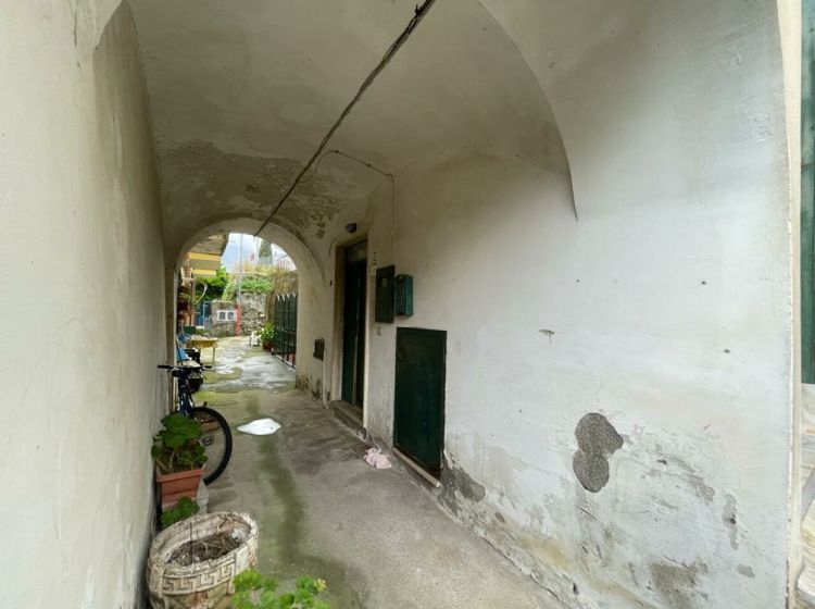 Terratetto plurifamiliare in vendita, via Ottavio Apicella 38, Polvica, Tramonti