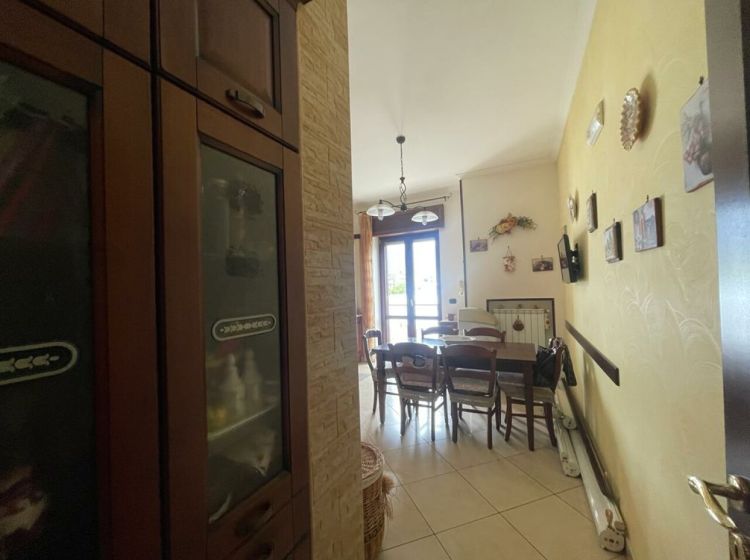 Appartamento in vendita, via Raffaele Viviani  50, Gragnano