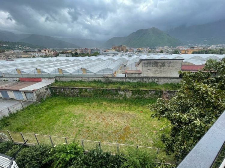 Appartamento in vendita, via Raffaele Viviani  50, Gragnano