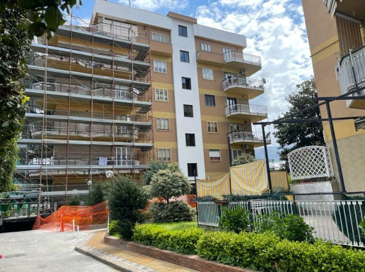 Appartamento in vendita, via Raffaele Viviani  50, Gragnano