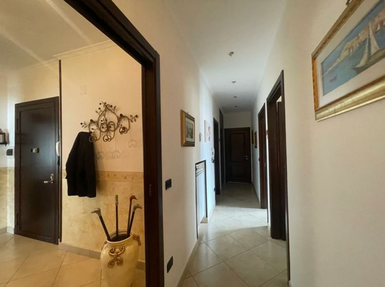Appartamento in vendita, via Raffaele Viviani  50, Gragnano