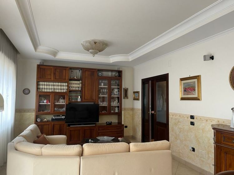Appartamento in vendita, via Raffaele Viviani  50, Gragnano