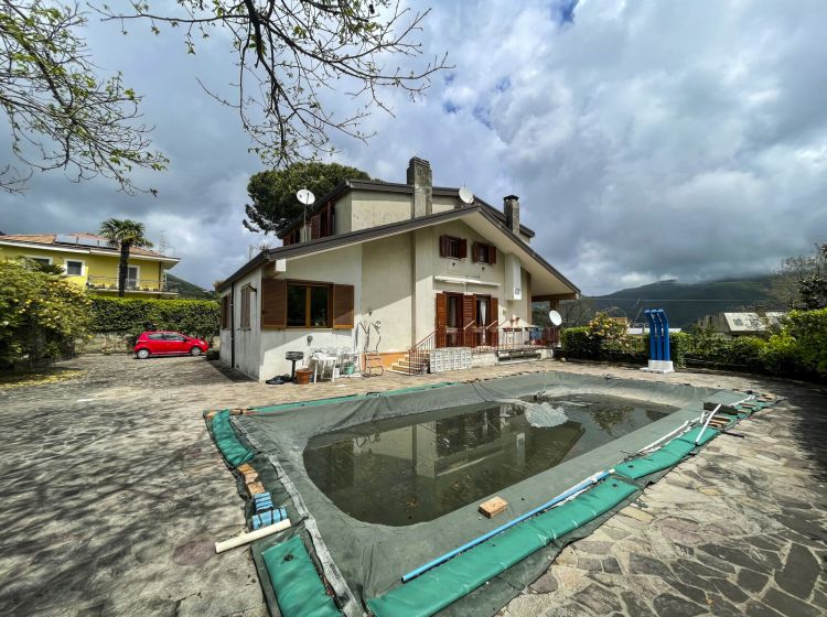 Villa in vendita, via Piana 2, Coperchia, Pellezzano