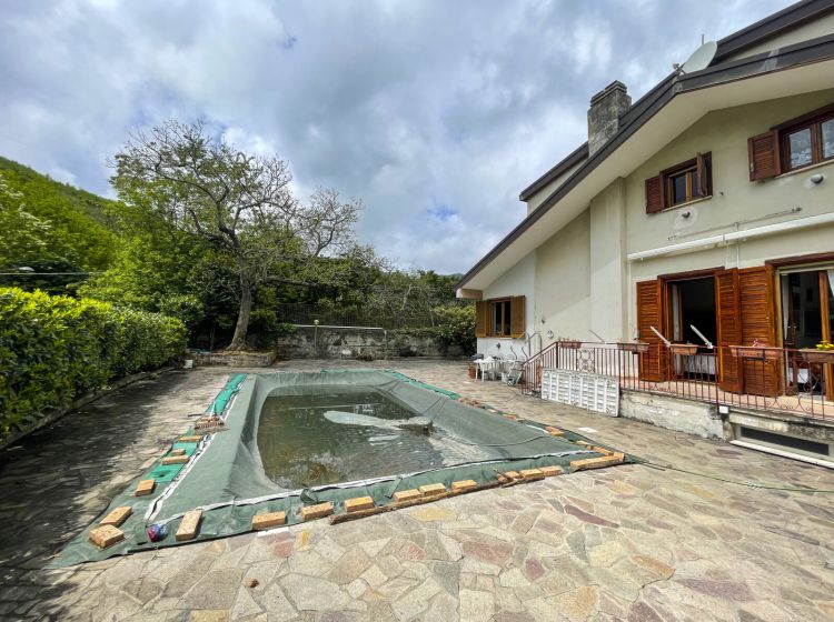 Villa in vendita, via Piana 2, Coperchia, Pellezzano