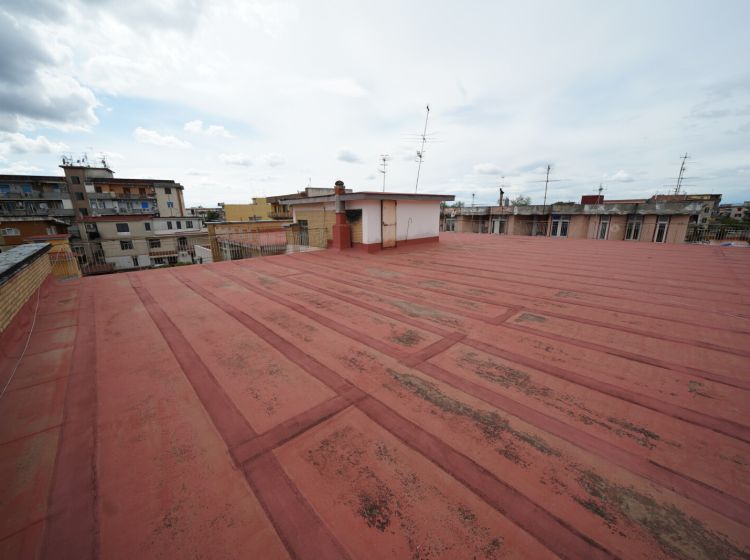 Stabile o palazzo in vendita, via Angelo Volpicelli  27, Arzano