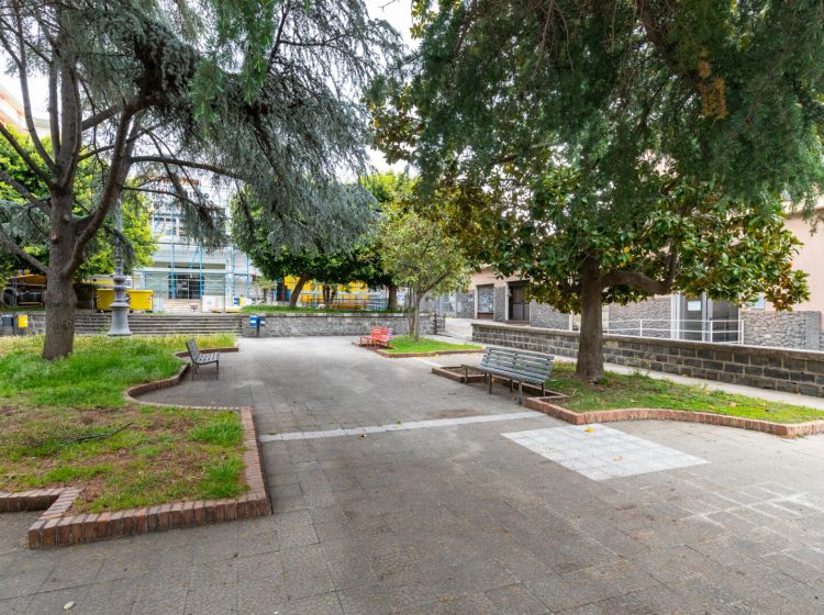 Ufficio in vendita, Piazza Leonardo da Vinci  6, Mascalucia