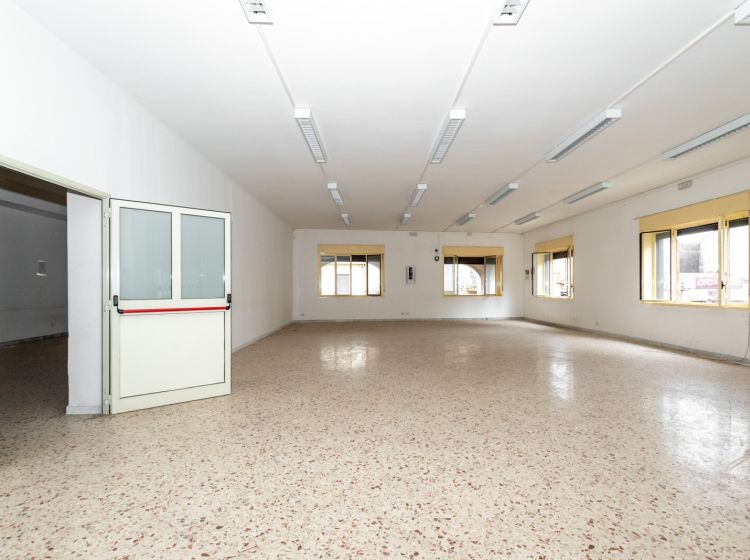 Ufficio in vendita, Piazza Leonardo da Vinci  6, Mascalucia