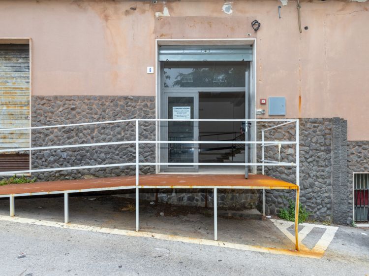 Ufficio in vendita, Piazza Leonardo da Vinci  6, Mascalucia