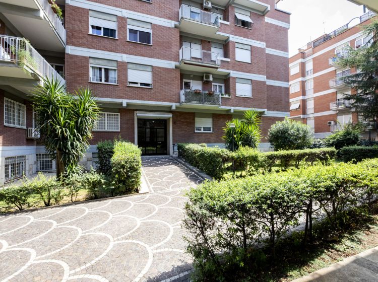 Box / Garage in vendita, via Cornelio Magni 30, Navigatori, Roma