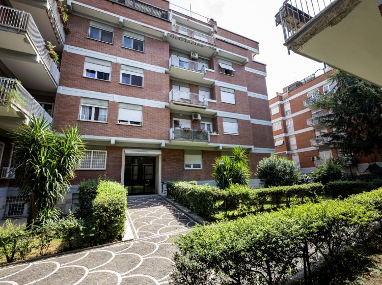 Box / Garage in vendita, via Cornelio Magni  30, Navigatori, Roma
