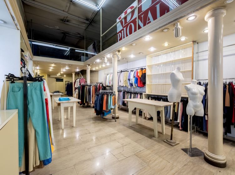 Negozio in affitto, via Nazionale  10, Centro Storico, Roma