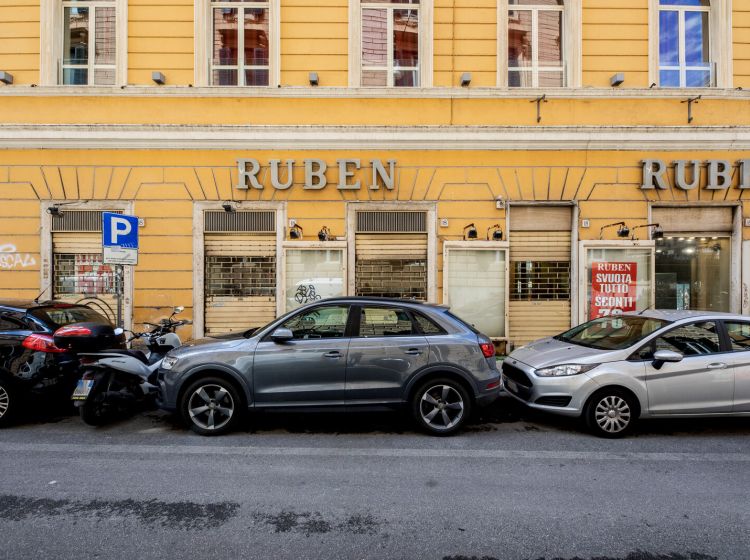Negozio in affitto, via Nazionale  10, Centro Storico, Roma