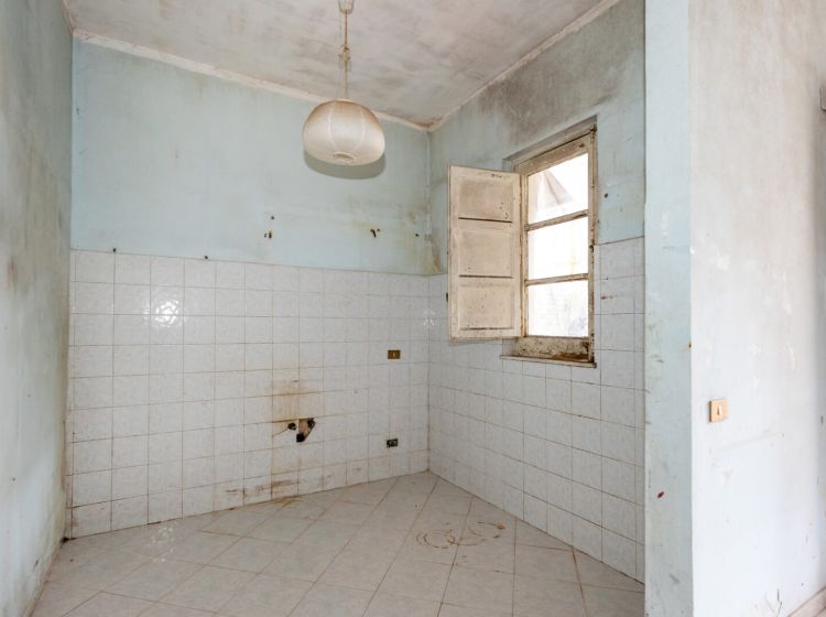 Bilocale in vendita, via Trecastagni  5A, Gioeni, Catania