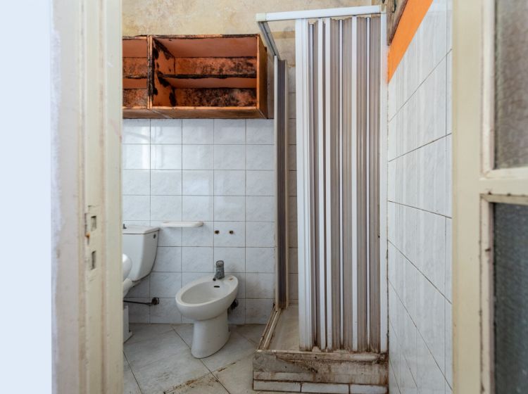 Bilocale in vendita, via Trecastagni  5A, Gioeni, Catania