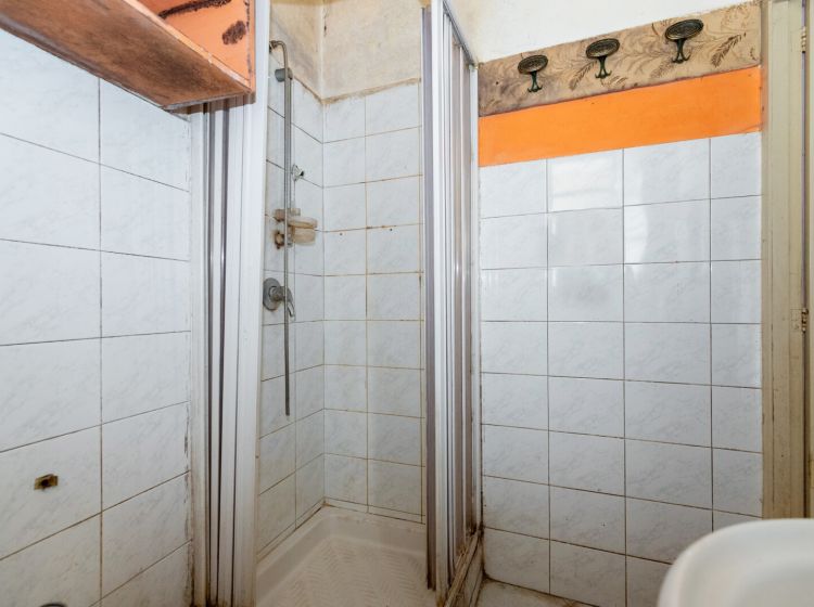 Bilocale in vendita, via Trecastagni  5A, Gioeni, Catania