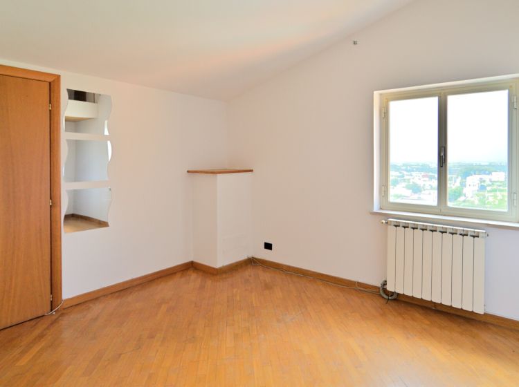 Attico in vendita, via Domenico Cicinelli  15, Frascati