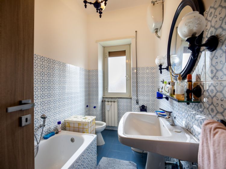 Appartamento in vendita, via Monte delle Capre  29, Portuense, Roma