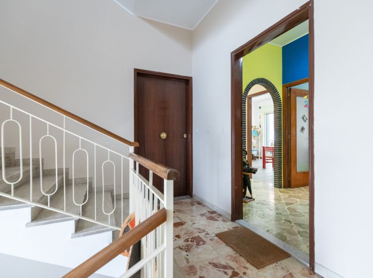 Trilocale in vendita, via Etnea  12, Gravina Di Catania