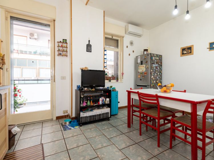 Trilocale in vendita, via Etnea  12, Gravina Di Catania