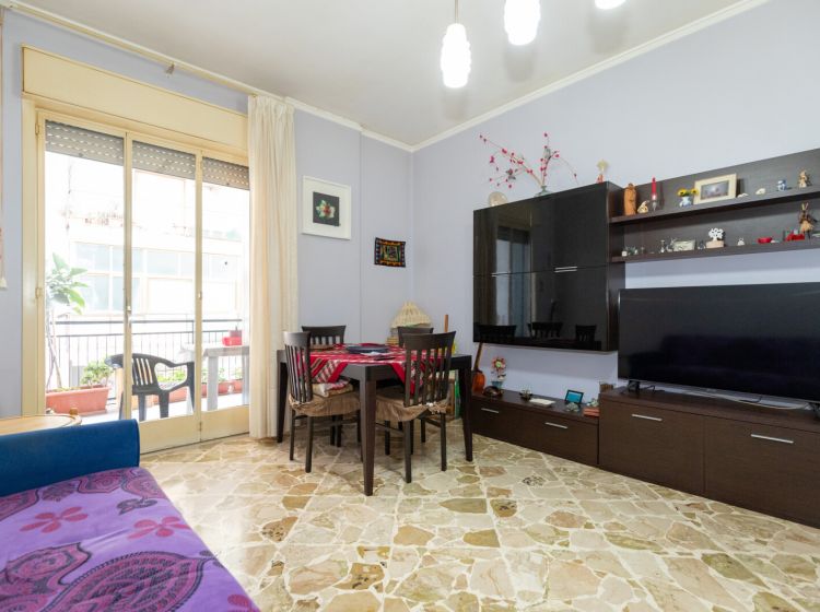 Trilocale in vendita, via Etnea  12, Gravina Di Catania