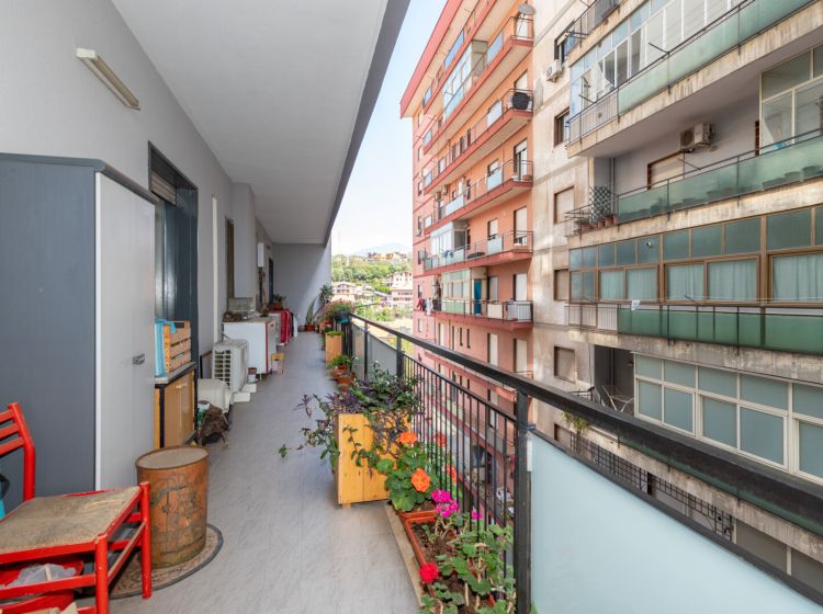Trilocale in vendita, via Etnea  12, Gravina Di Catania