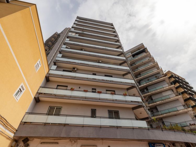 Trilocale in vendita, via Etnea  12, Gravina Di Catania