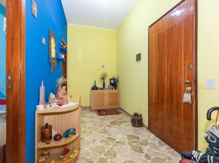 Trilocale in vendita, via Etnea  12, Gravina Di Catania