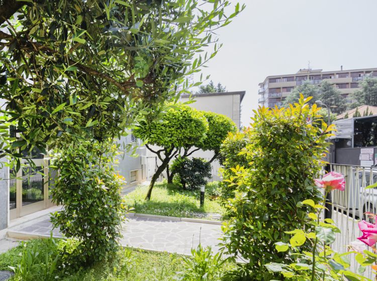 Bilocale in vendita, via Oreste Pennati  1, Via Lecco, Monza