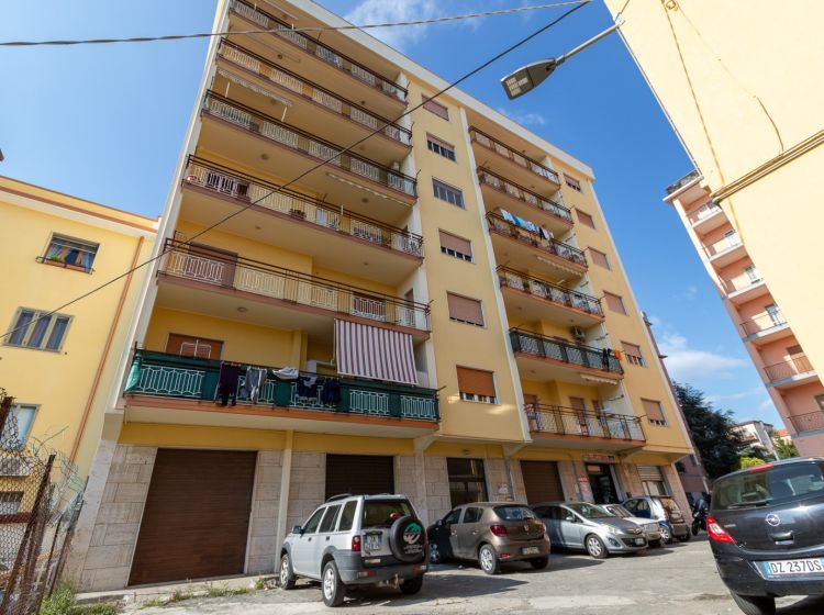 Trilocale in vendita, via Bambinello Gesù  5, Pontepiccolo, Catanzaro