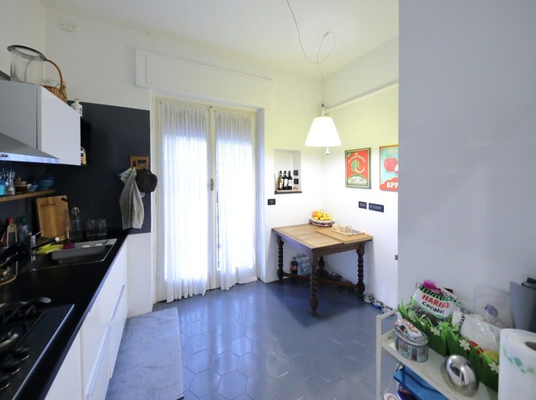 Quadrilocale in vendita, via Aurelia  52, Nervi, Genova