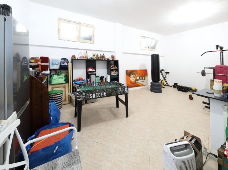 Quadrilocale in vendita, via Aurelia  52, Nervi, Genova