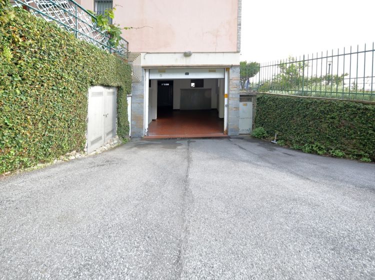 Quadrilocale in vendita, via Aurelia  52, Nervi, Genova