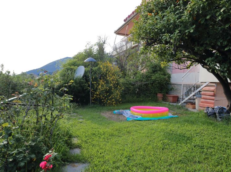 Quadrilocale in vendita, via Aurelia  52, Nervi, Genova
