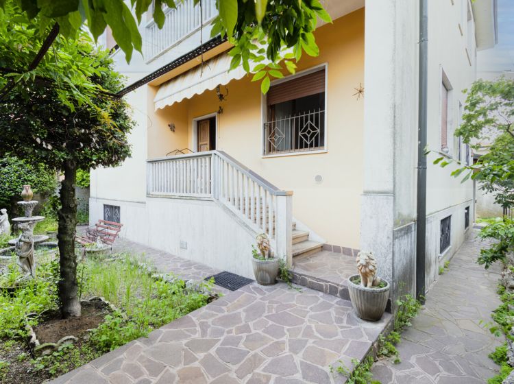 Villa in vendita, via Enrico Mattei  13, Sedriano